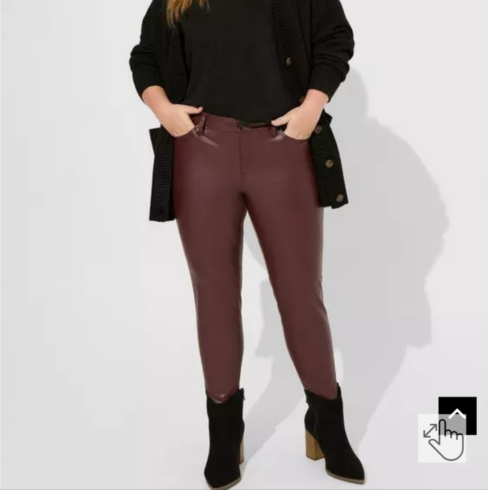 Torrid SHORT INSEAM Perfect Skinny Faux Leather Mid Rise Pant